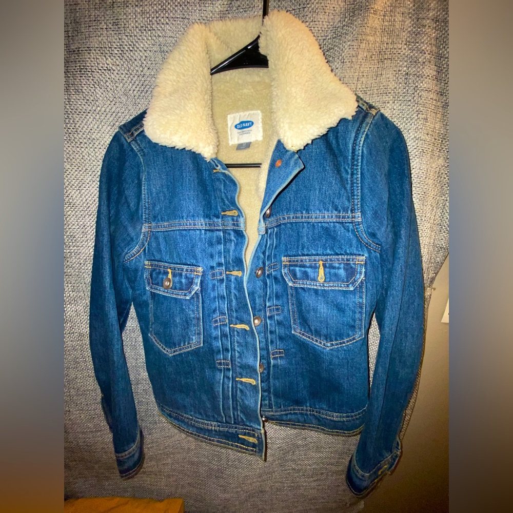 Old navy jean jacket small